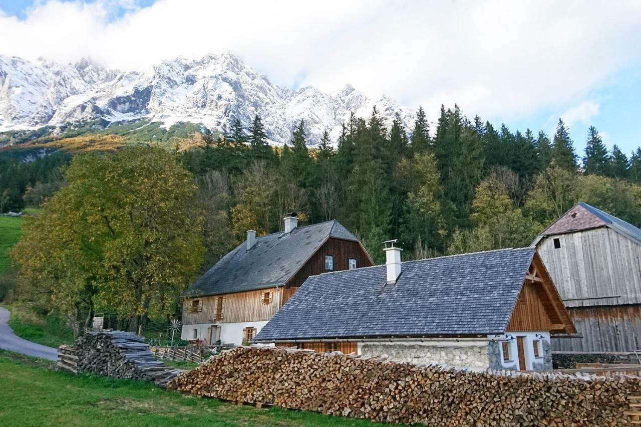 Gesindehaus Villa Diemlern ภายนอก รูปภาพ